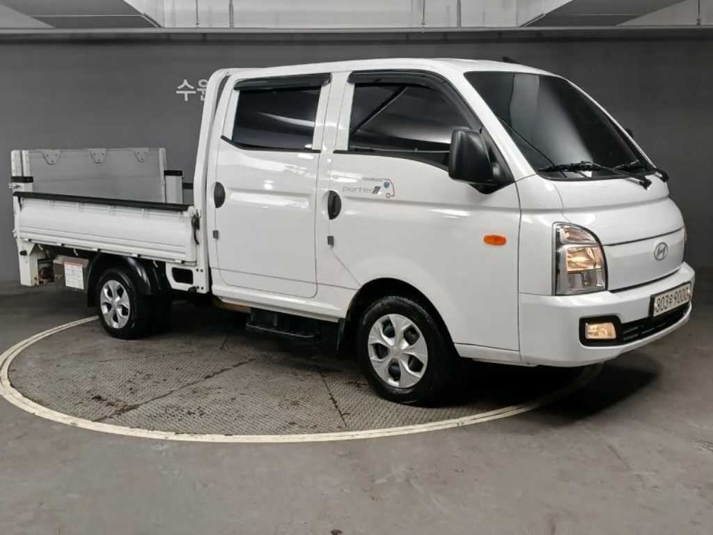 Hyundai Porter Double Cab/ Long Wheelbase Smart 4