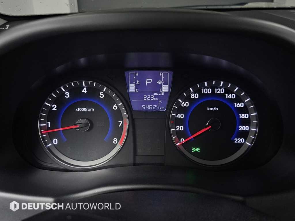 Hyundai Accent 1.4VVT Smart 9