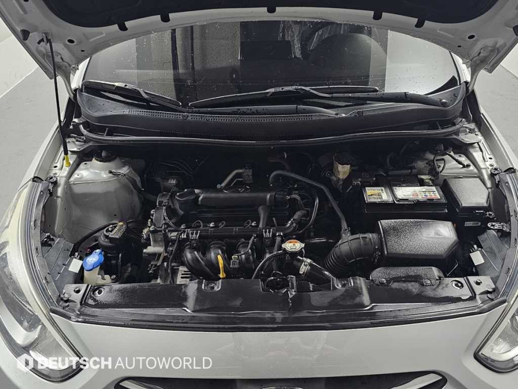 Hyundai Accent 1.4VVT Smart 7