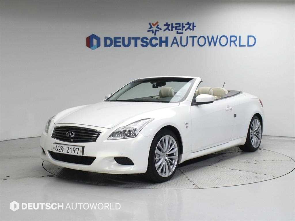 Q60 3.7컨버터블 2014년식