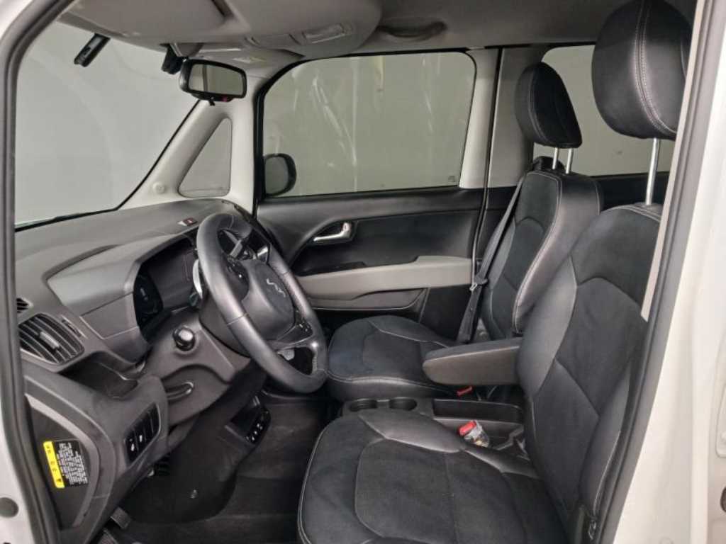 Kia Ray The Essential Light 8