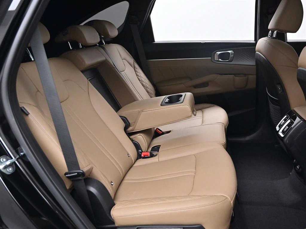 Kia Sorento 1.6T 2WD Signature Gravity 10