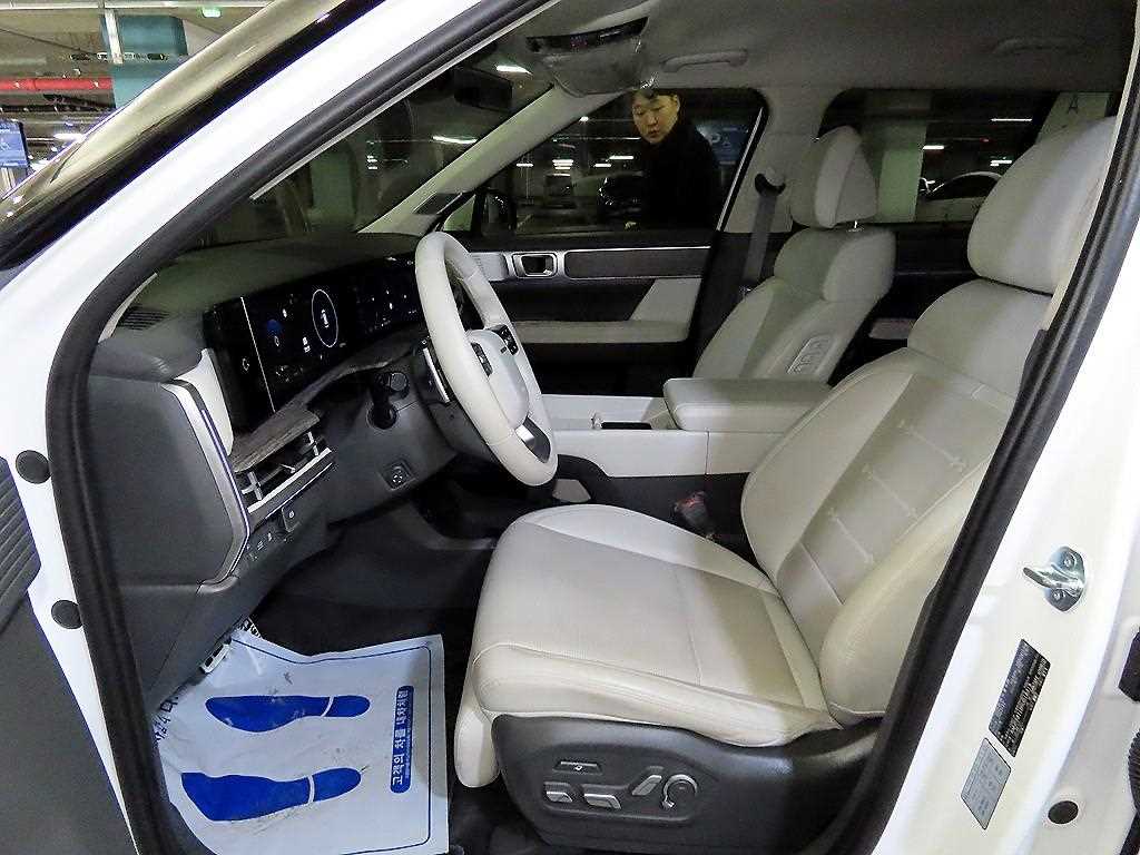 Hyundai Santa Fe 1.6T 2WD Prestige 7