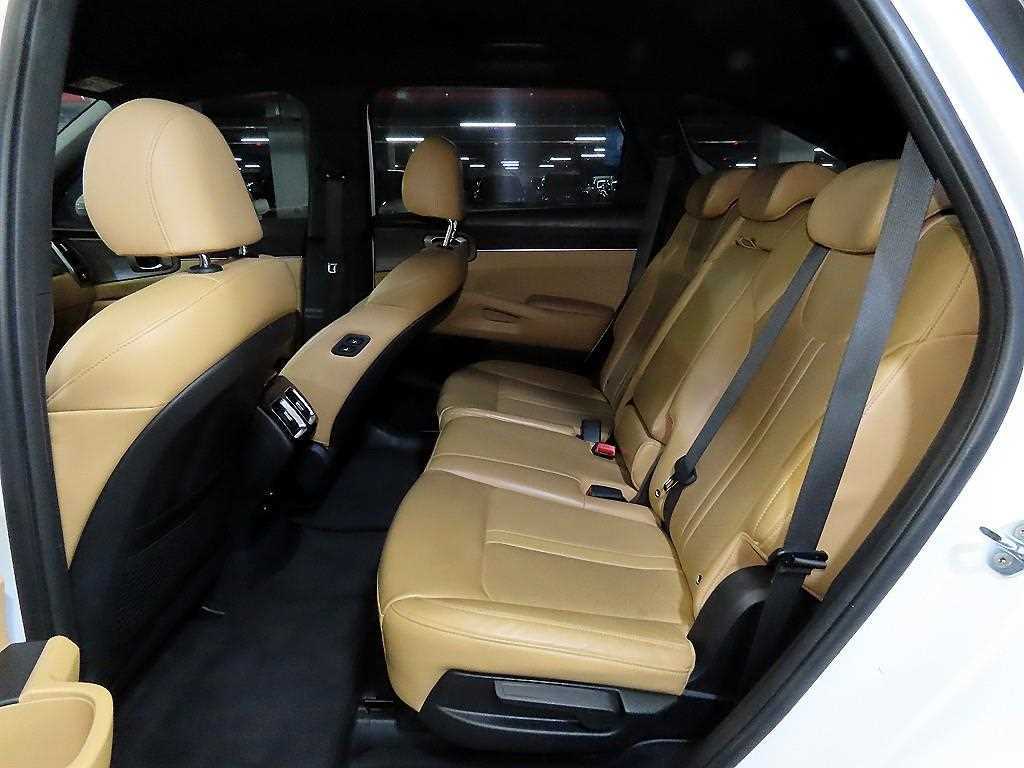 Kia Sorento HEV 1.6 2WD Prestige 8