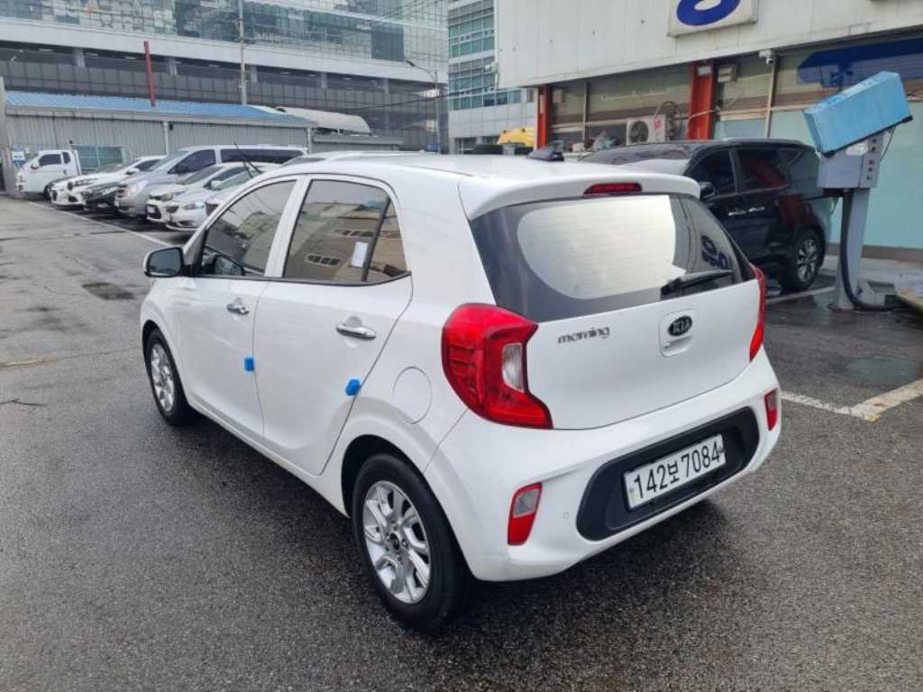 Kia Morning Luxury 7