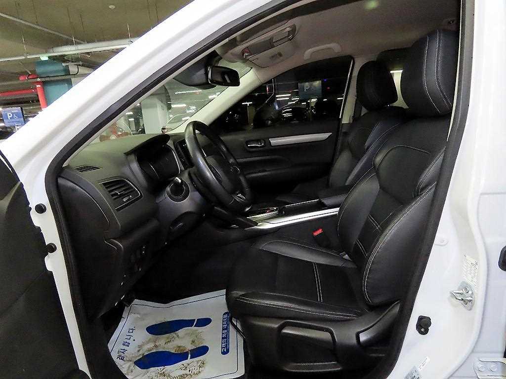 Renault QM6 Gasoline 2.0 GDe LE Signature 2WD 7