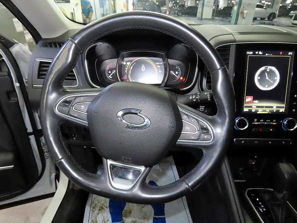 Renault QM6 Gasoline 2.0 GDe LE Signature 2WD 9