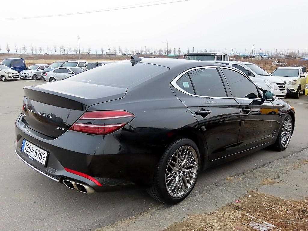 Genesis G70 Gasoline 2.0T 4WD Base Type 4