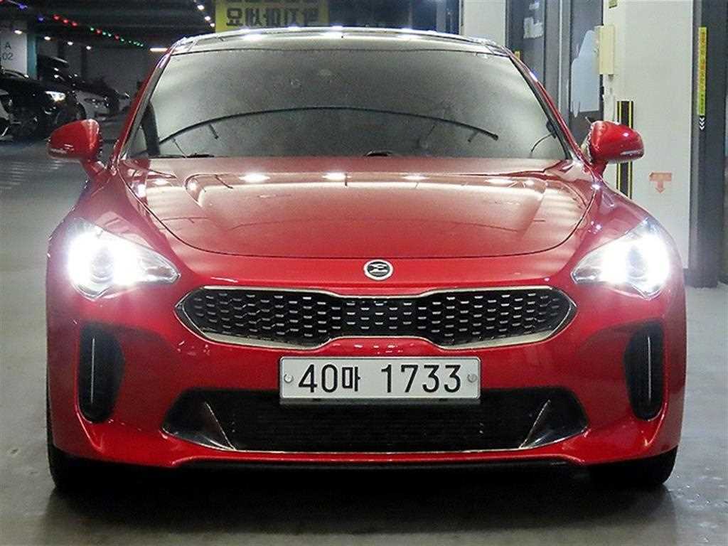 Kia Stinger Gasoline 2.0 Turbo AWD Prime 3