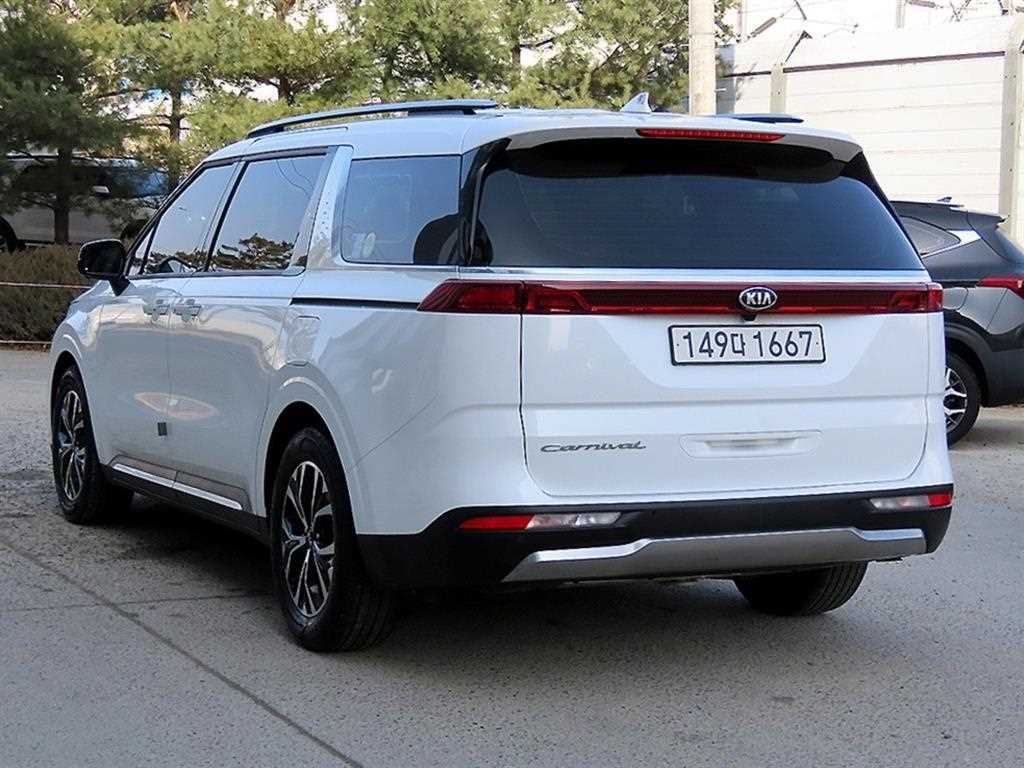 Kia Carnival Diesel Noblesse 4