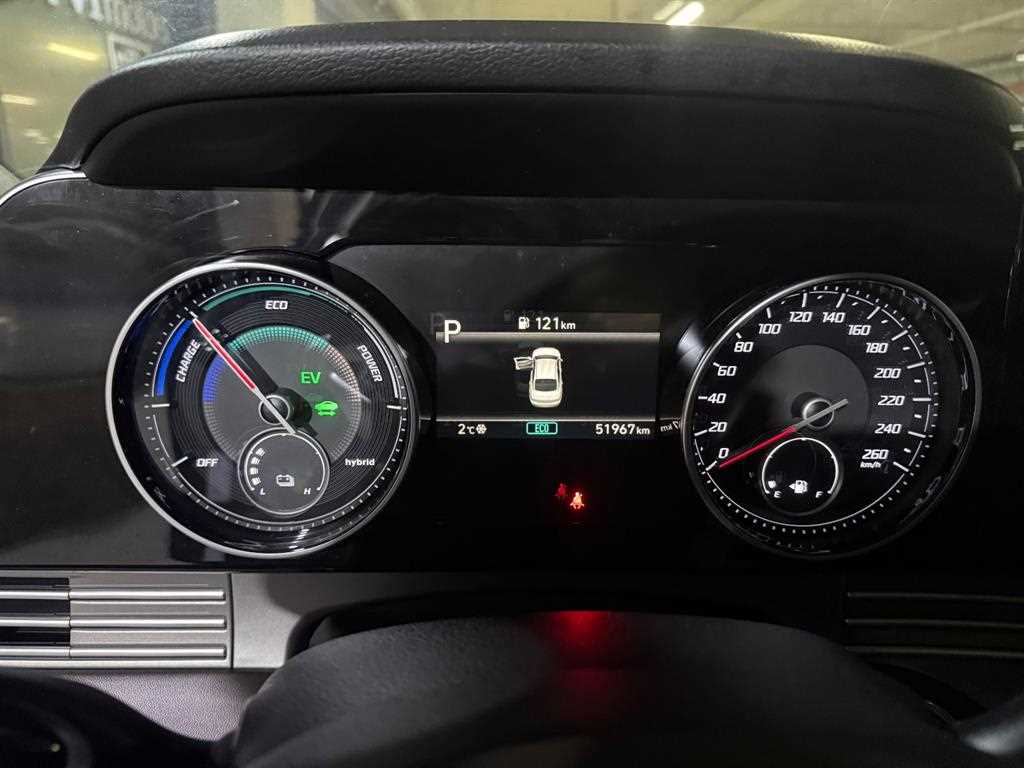 Hyundai Grandeur Exclusive 9