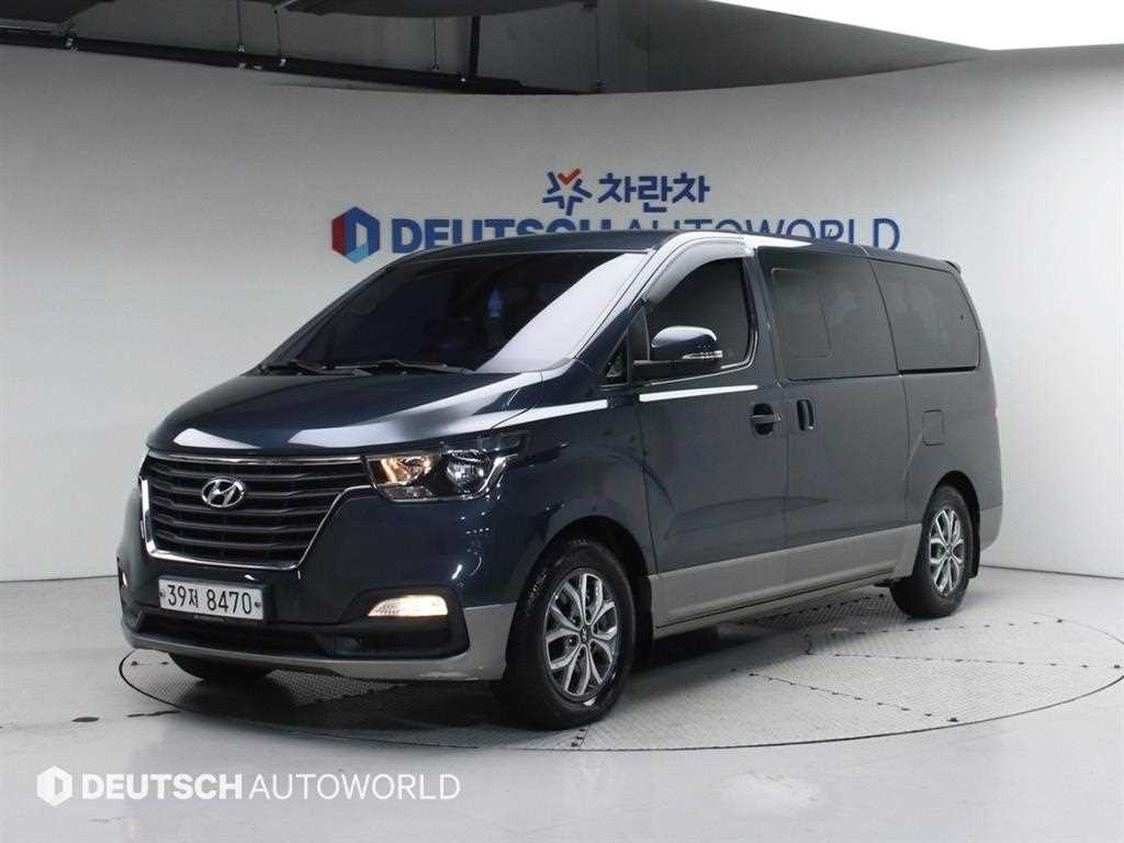 더 뉴 그랜드 스타렉스 2WD 어반 9인승 프리미엄 스페셜 2018년식