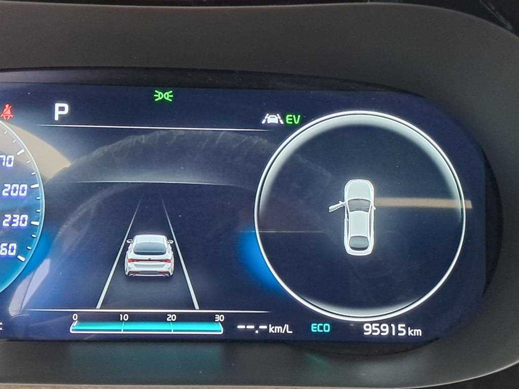 Kia K5 2.0 Signature 9