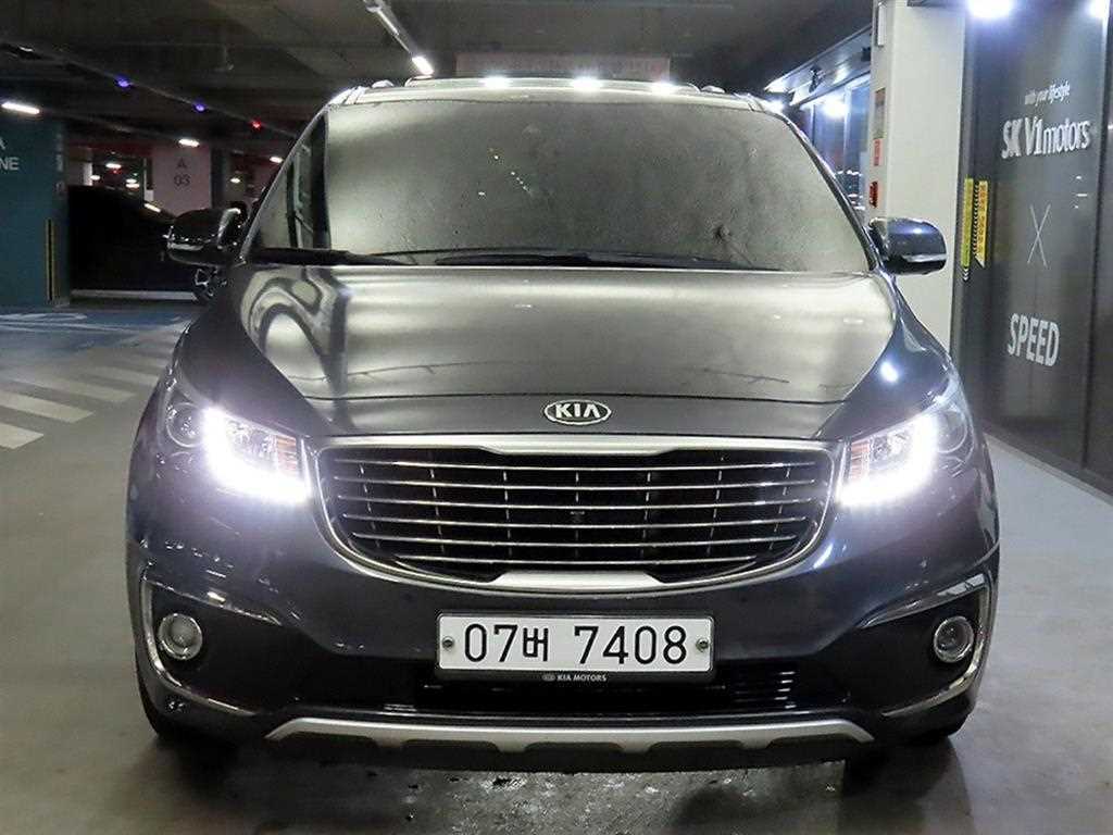Kia Carnival Diesel Noblesse Special 3