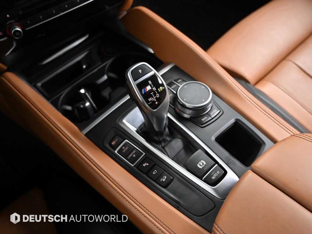 BMW X6 M50 D 10