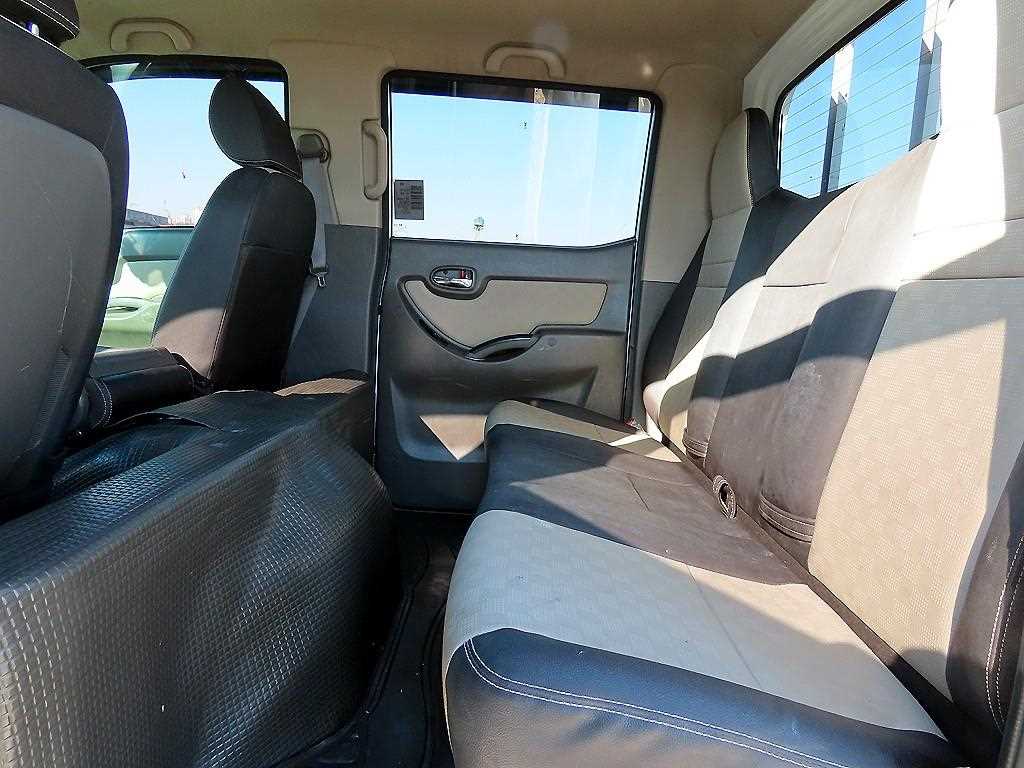 Hyundai Porter Double Cab/ Long Wheelbase/ 2WD Smart 8