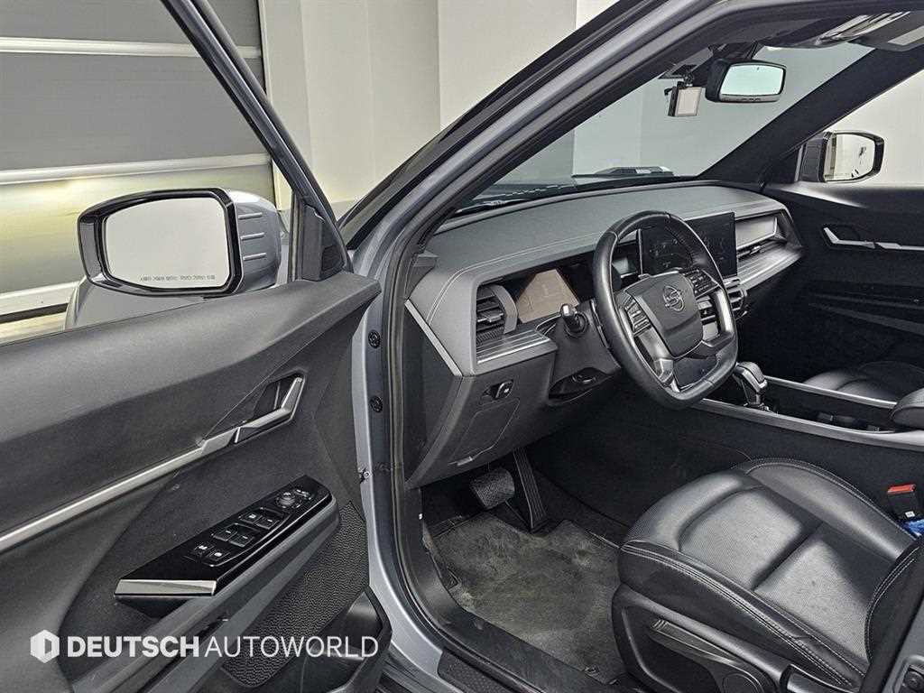 KG Mobility (Ssangyong) Torres 1.5 GDI-T 2WD T5 9