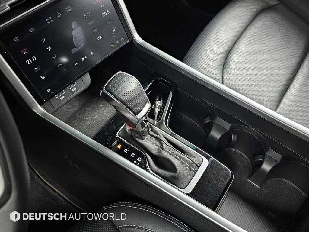 KG Mobility (Ssangyong) Torres 1.5 GDI-T 2WD T5 8