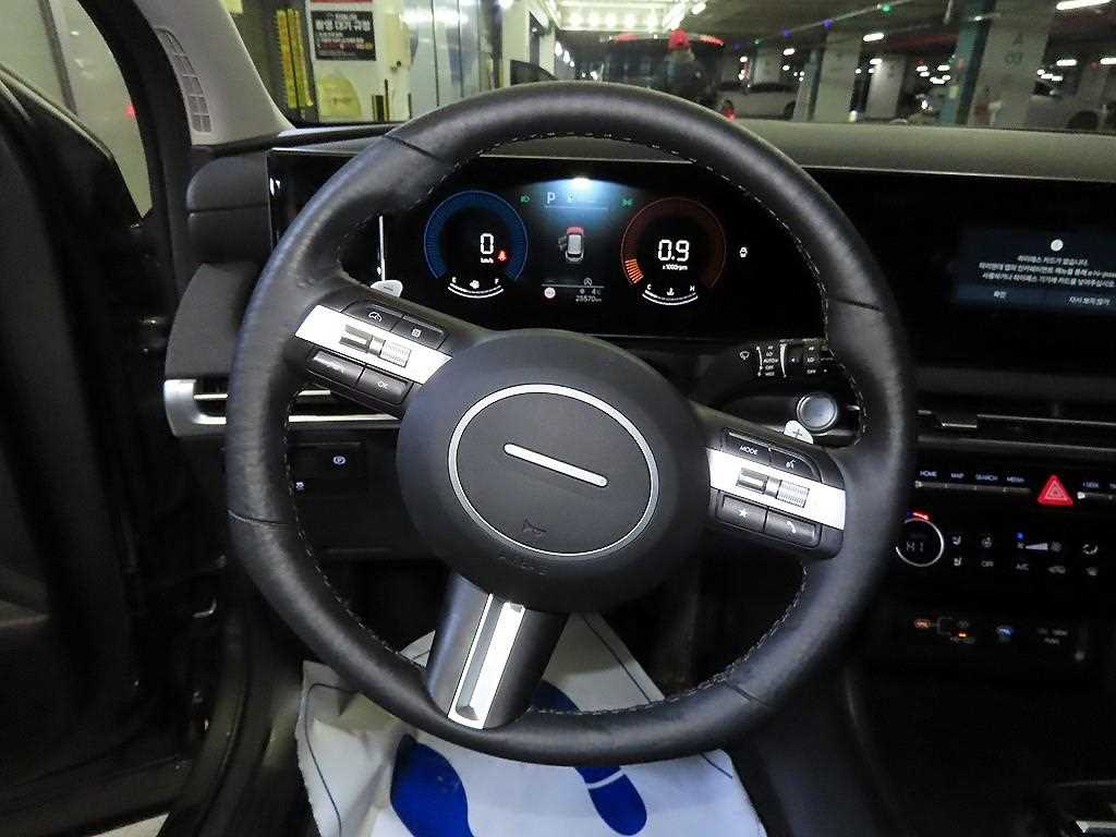 Hyundai Tucson Gasoline 1.6 Turbo 2WD Premium 9