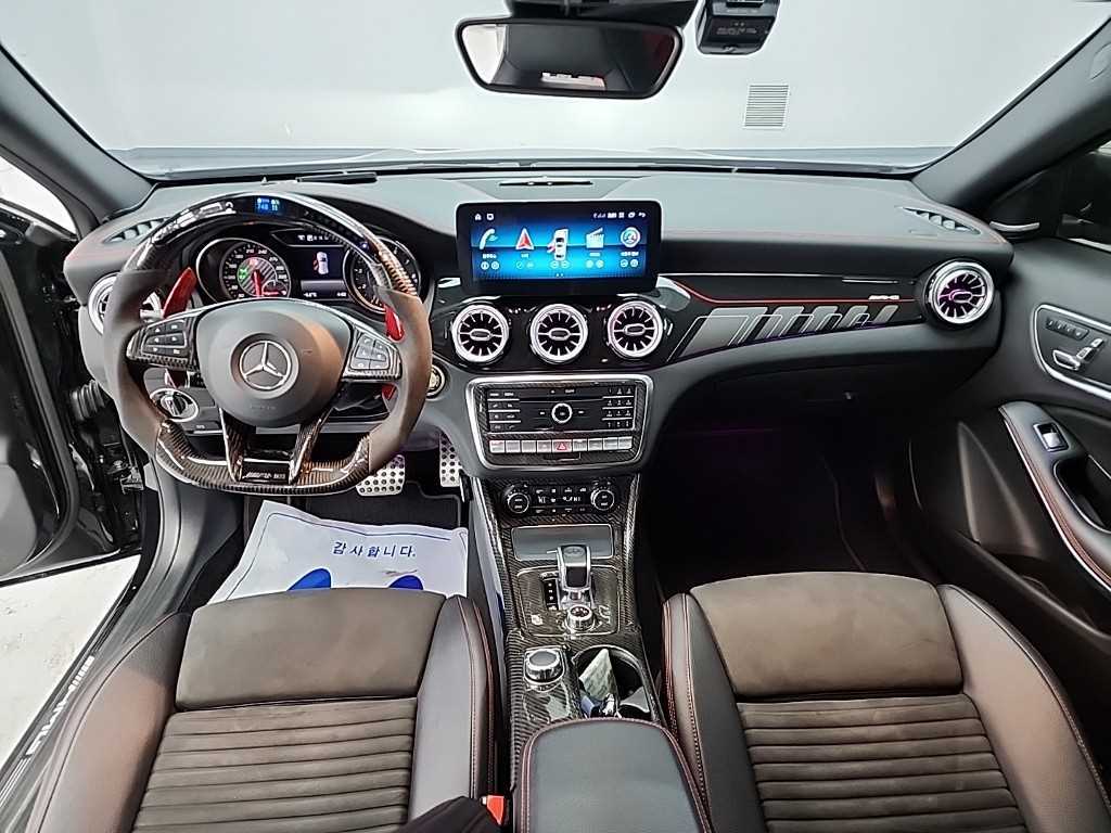 GLA클래스 X156 GLA45 AMG 4MATIC 2018년식