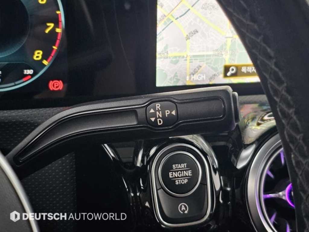 Mercedes-Benz A-Class AMG A35 4MATIC Sedan 10