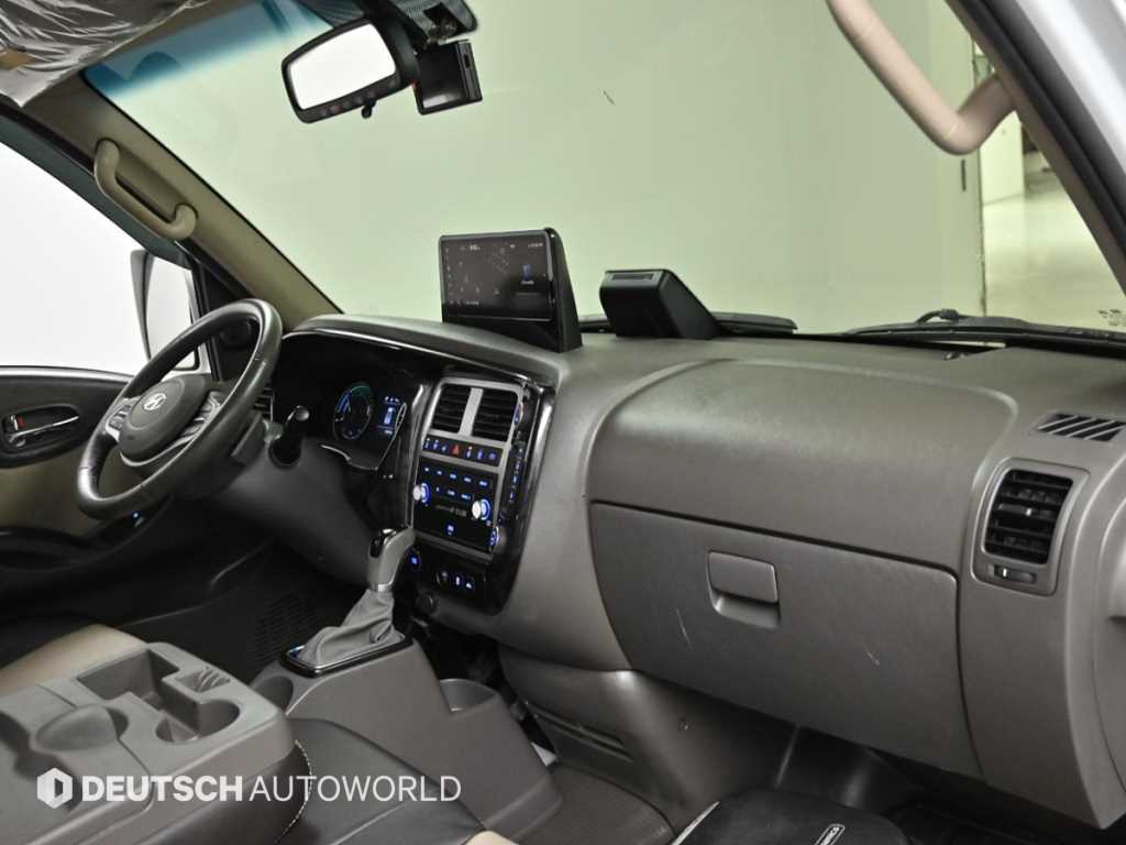 Hyundai Porter 1.0 Ton/ Super Cab/ Long Wheelbase/ Smart Special 8