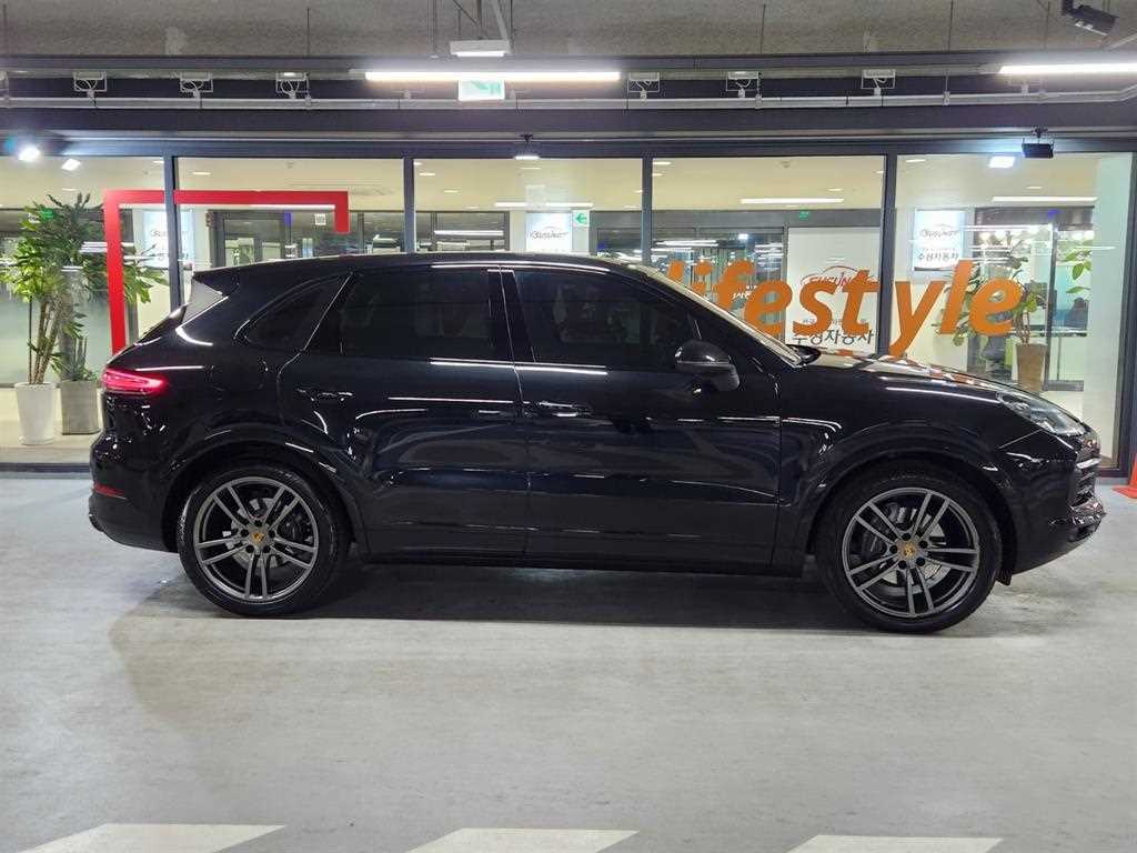 Porsche Cayenne 3.0 Platinum Edition — фото 3