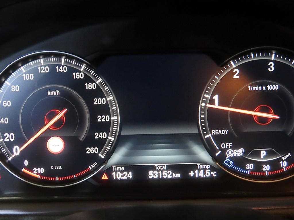 BMW 3 Series GT 320D xDrive Premium 10