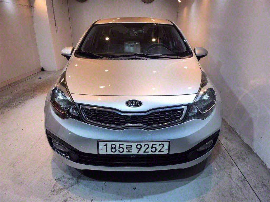 올뉴프라이드 4DR 1.6GDI 럭셔리 2012년식