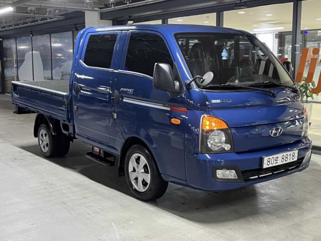 Hyundai Porter 1.0 Ton/ Double Cab/ Long Wheelbase/ CRDi Smart