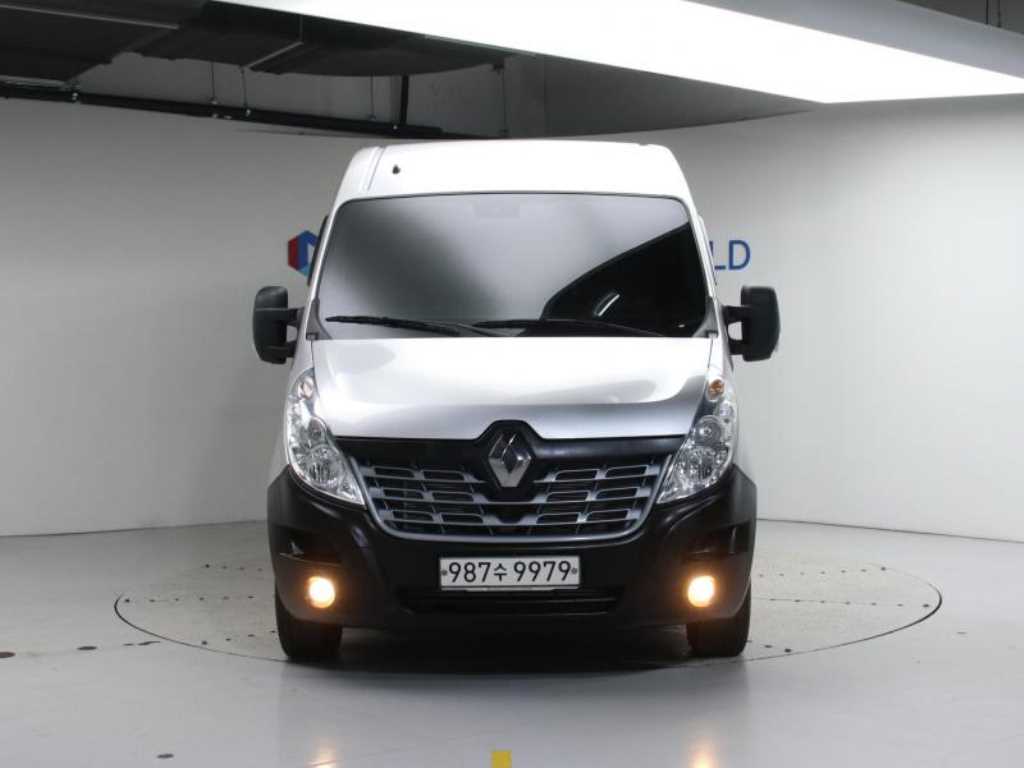 Renault Master 2.3 L 4