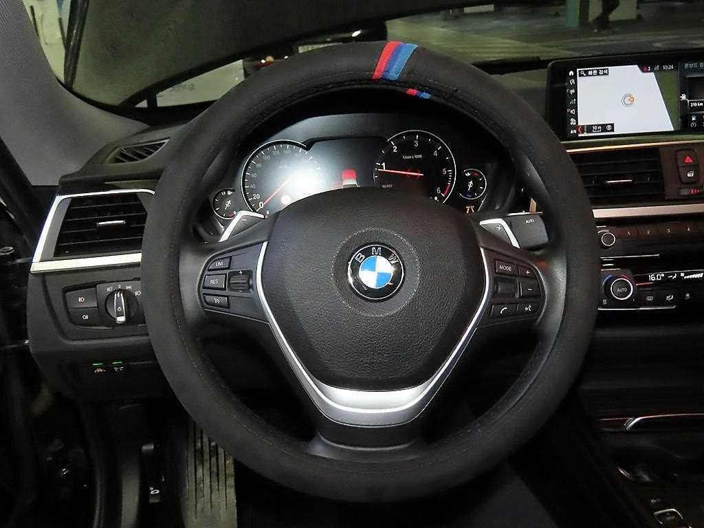 BMW 3 Series GT 320D xDrive Premium 9