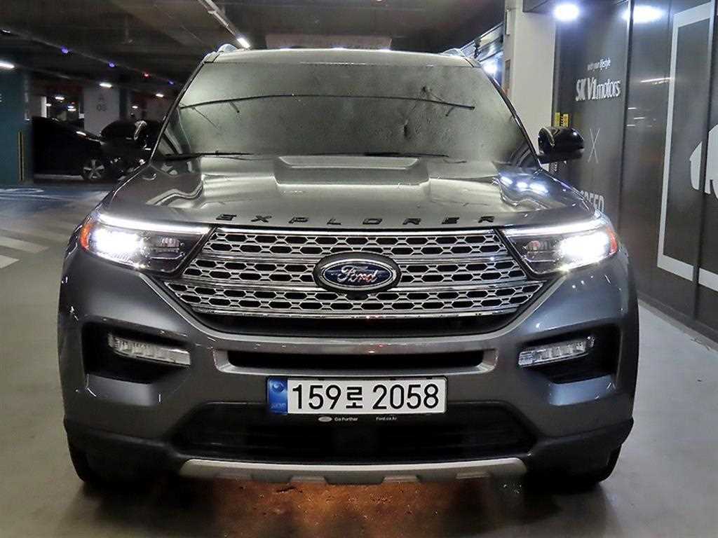 Ford Explorer 2.3 AWD Limited 3