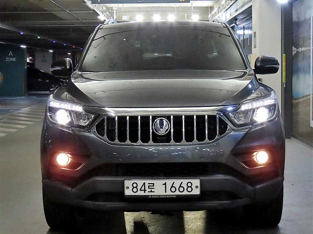 KG Mobility (Ssangyong) Rexton Diesel 2.2 4WD Professional S 3