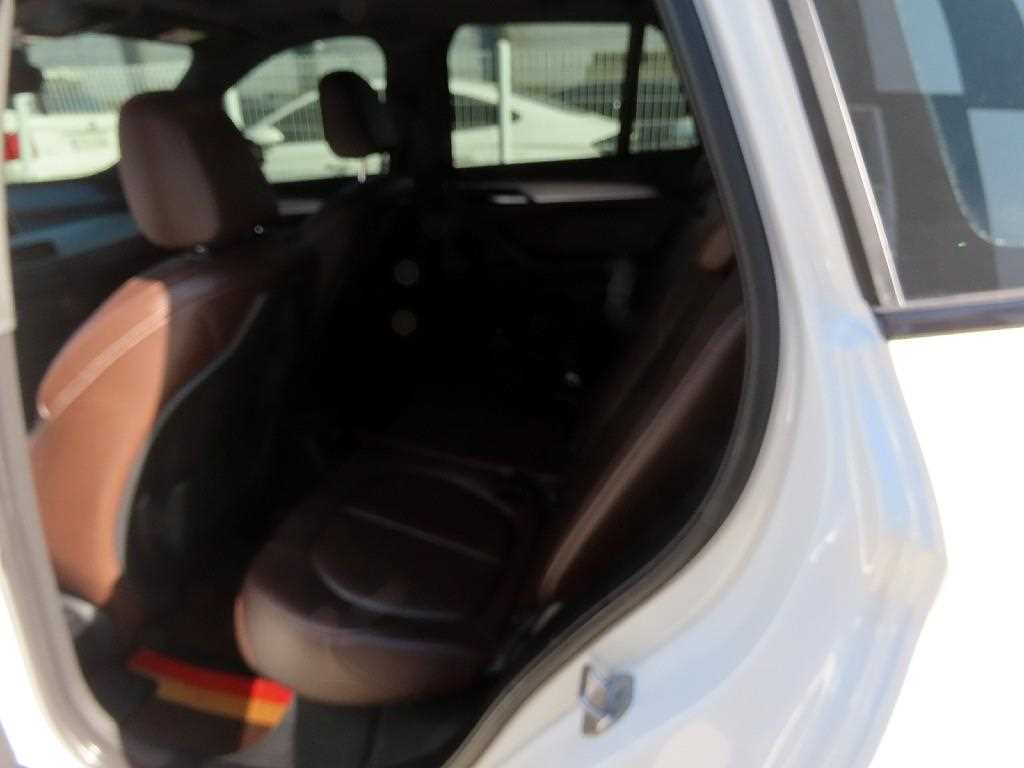 BMW X1 xDrive 20i M Sport 7