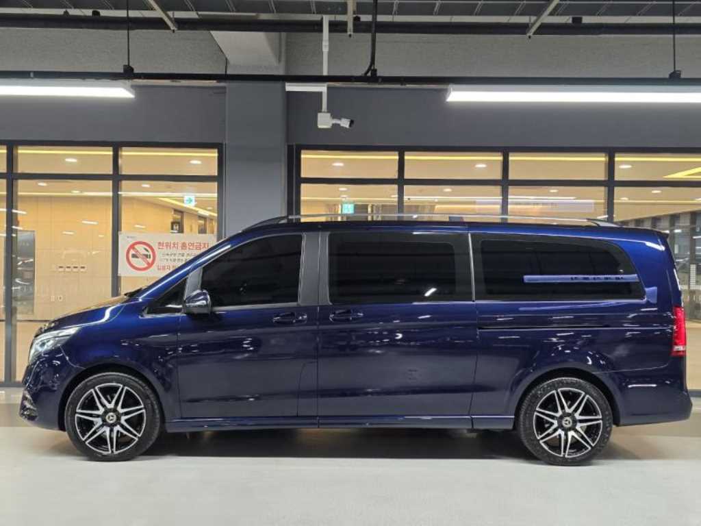 Mercedes-Benz V-Class V300 d 4