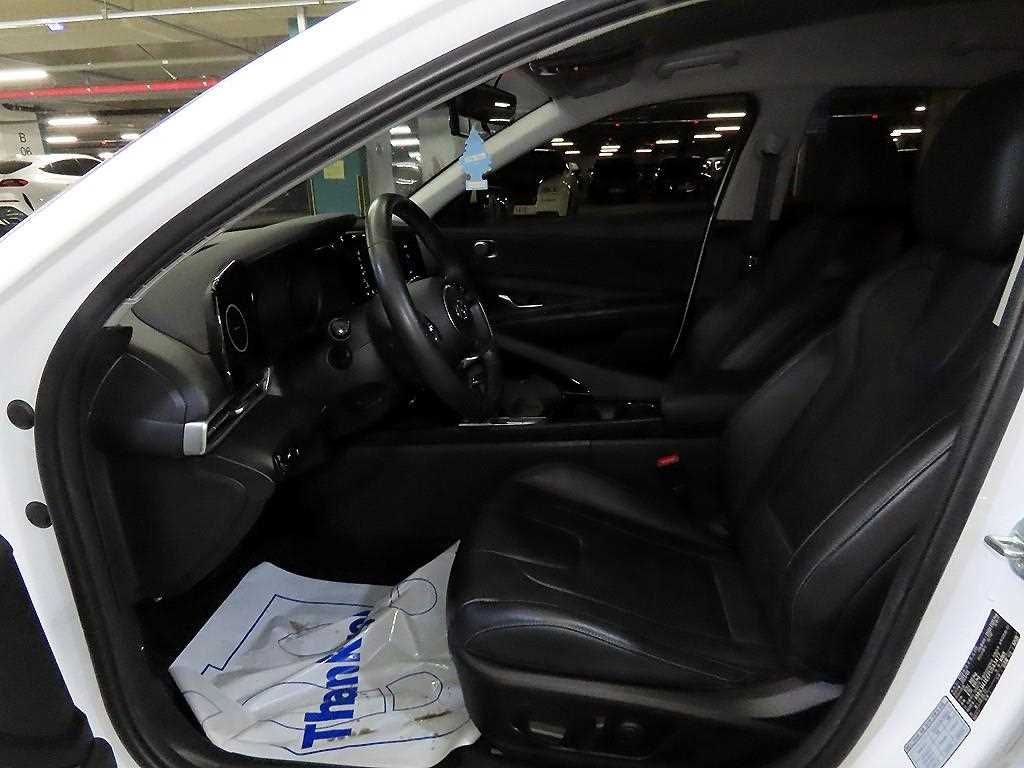 Hyundai Avante 1.6 Modern 7