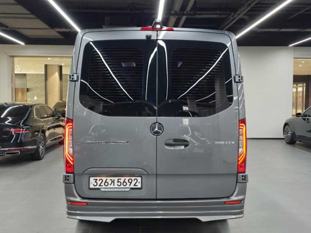 Mercedes-Benz Sprinter 319 CDi Euro Coach Business 6