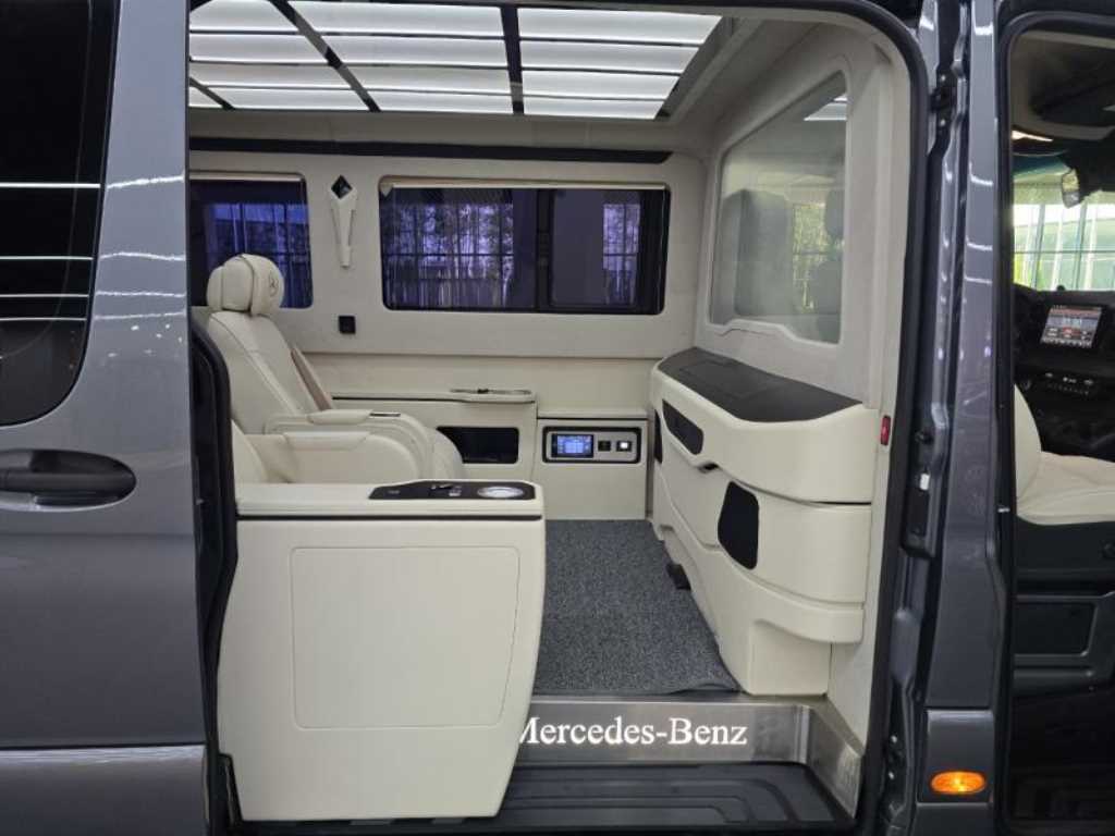 Mercedes-Benz Sprinter 319 CDi Euro Coach Business 10