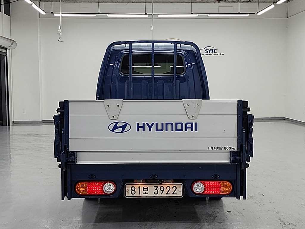 Hyundai Porter Double Cab/ Long Wheelbase/ CRDi Smart 4