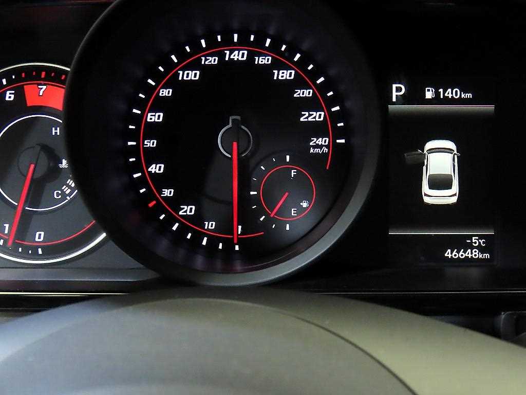 Hyundai Avante 1.6 Modern 10