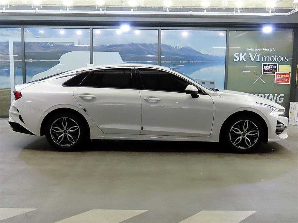 Kia K5 LPI 2.0 Trendy 4