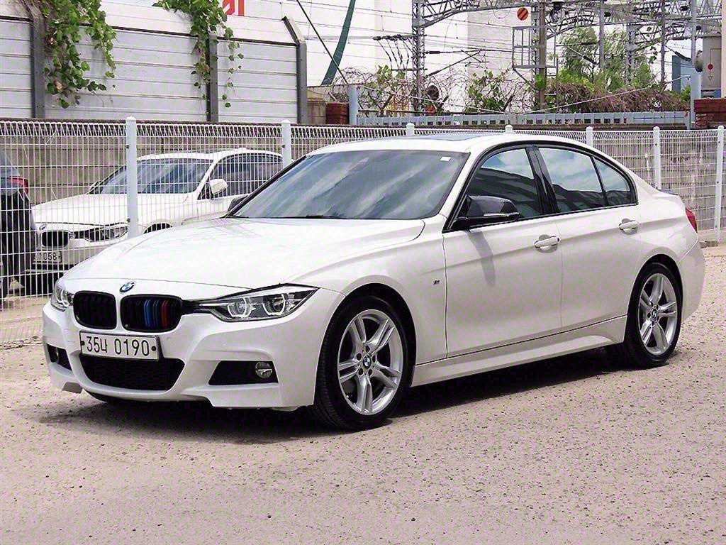BMW 3 Series 328i M Sport 3