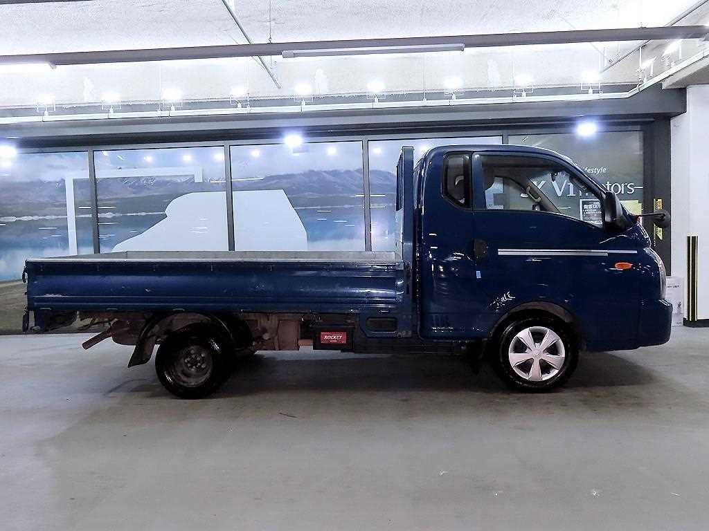 Hyundai Porter 1.0 Ton/ Super Cab/ Long Wheelbase/ CRDi Super 4