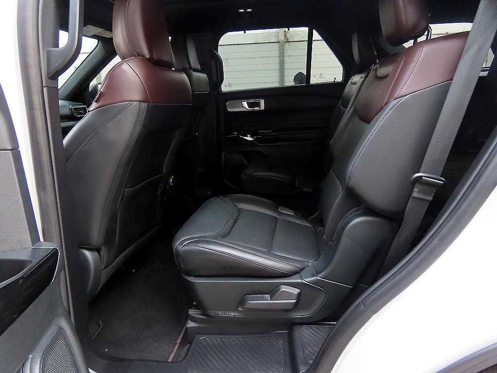 Ford Explorer 3.0 AWD Platinum 7
