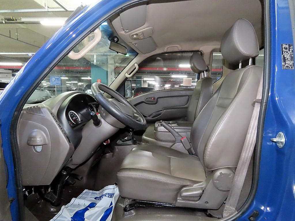 Hyundai Porter 1.0 Ton/ Super Cab/ Long Wheelbase/ CRDi Super 8