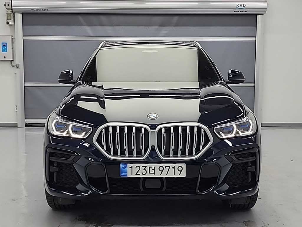 BMW X6 xDrive 40i M 스포츠 사진 2/18