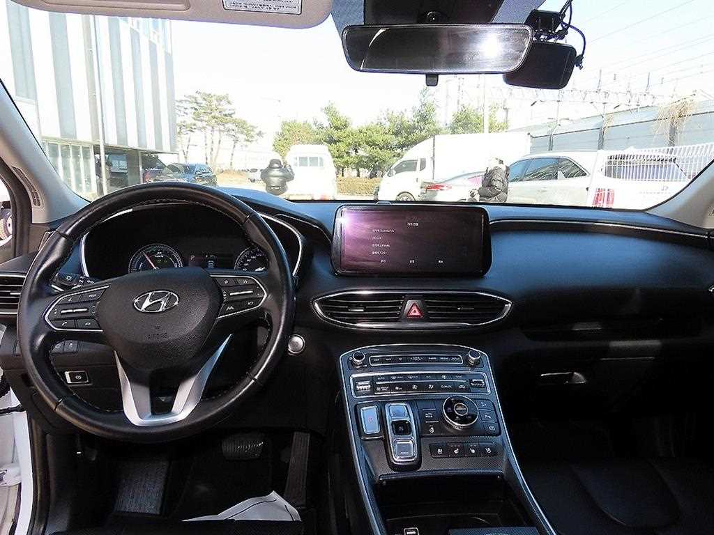 Hyundai Santa Fe 1.6 4WD Exclusive 8