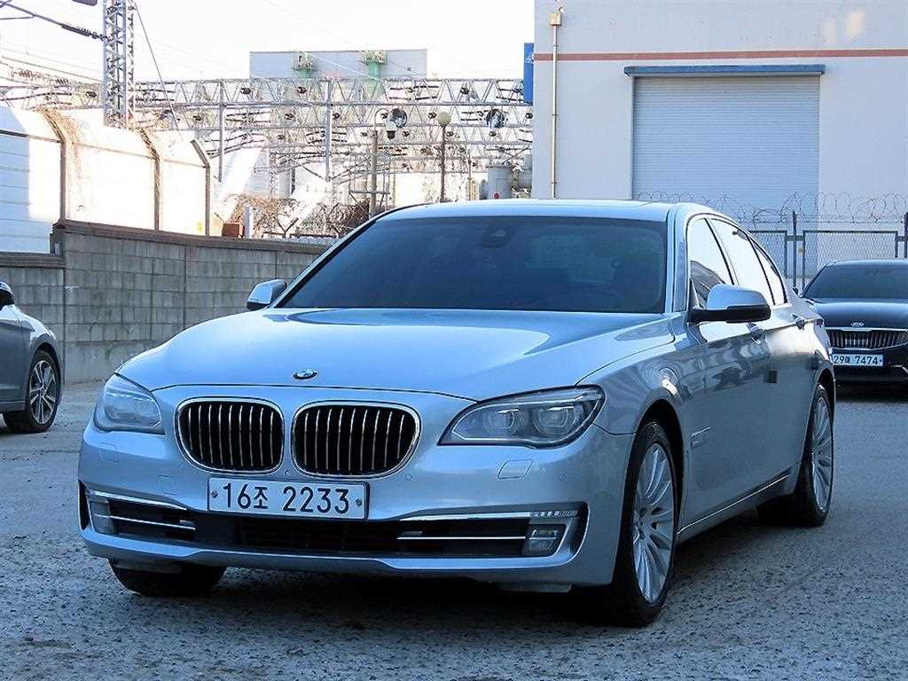 BMW 7시리즈 730 d xDrive 사진 2/20