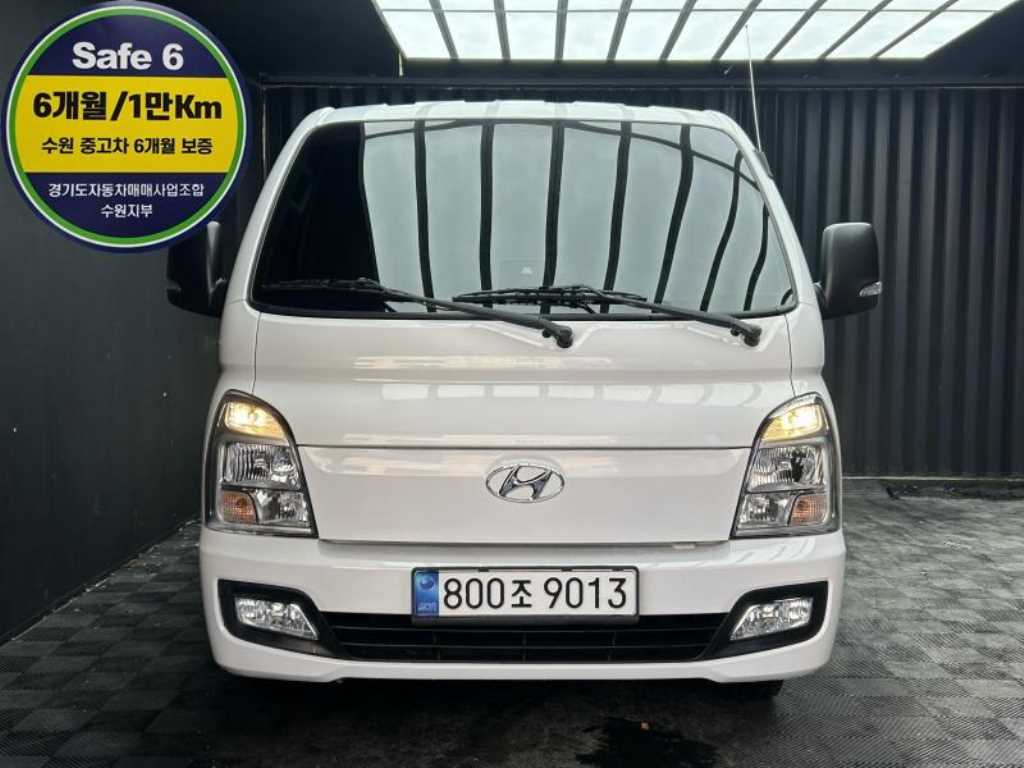 Hyundai Porter 1.0 Ton/ Double Cab/ Long Wheelbase/ CRDi Modern 2